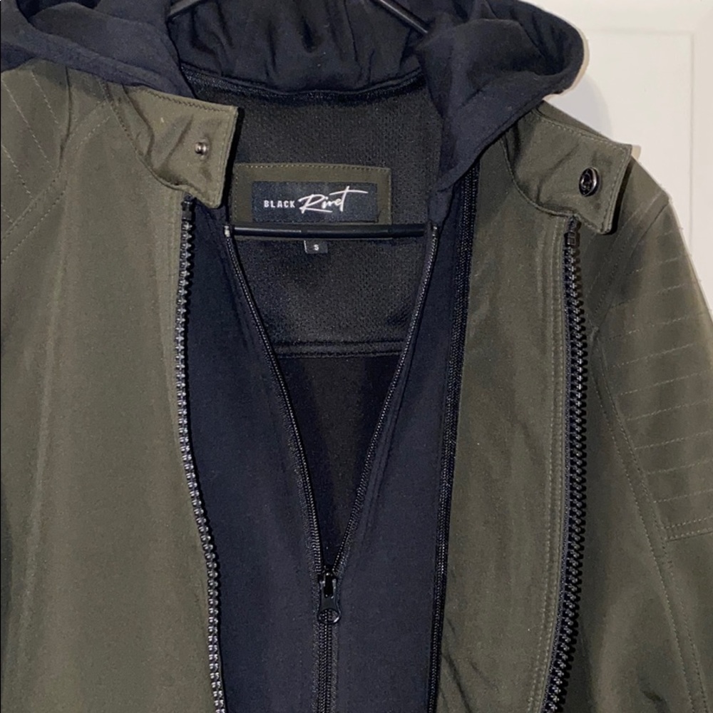 Jacket - Picture 1 of 3